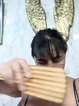 Snapshot of biancchi chatting on July 11, 10:51 am biancchi online show from July 11, 10:51 am