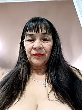 Snapshot of biancchi chatting on August 1, 2:38 pm biancchi online show from August 1, 2:38 pm