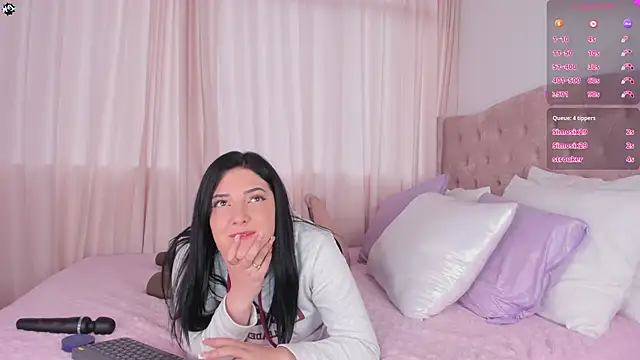 Snapshot of camila__joy chatting on March 7, 10:32 pm camila joy online show from March 7, 10:32 pm