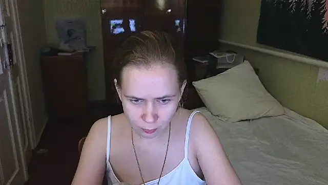 Snapshot of Riley_Roo chatting on February 7, 8:53 pm Riley Roo online show from February 7, 8:53 pm