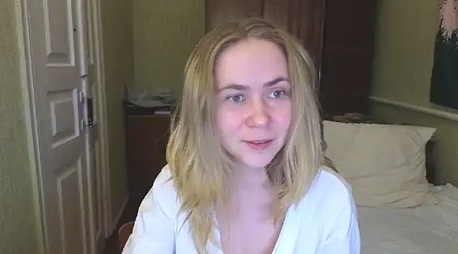 Snapshot of Riley_Roo chatting on February 26, 4:56 pm Riley Roo online show from February 26, 4:56 pm