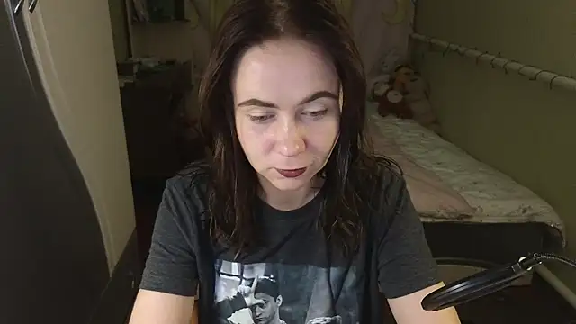 Snapshot of Riley_Roo chatting on October 12, 3:33 pm Riley Roo online show from October 12, 3:33 pm