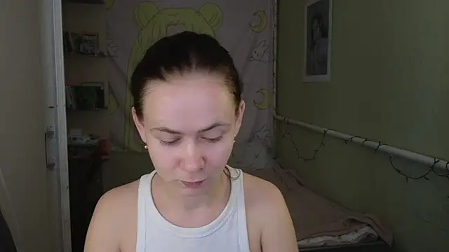 Snapshot of Riley_Roo chatting on October 21, 10:38 am Riley Roo online show from October 21, 10:38 am