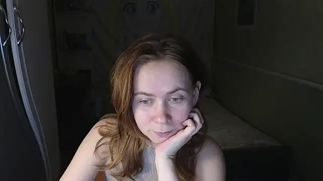 Snapshot of Riley_Roo chatting on December 15, 5:17 pm Riley Roo online show from December 15, 5:17 pm