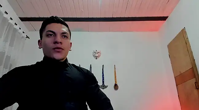 Snapshot of aquiles_51 chatting on March 14, 1:05 am aquiles 51 online show from March 14, 1:05 am