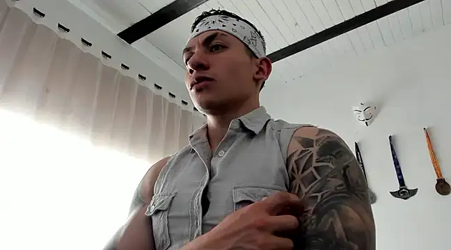 Snapshot of aquiles_51 chatting on March 22, 7:53 pm aquiles 51 online show from March 22, 7:53 pm
