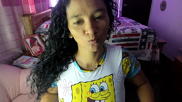 Snapshot of rayza_mature_154 chatting on March 2, 9:43 pm rayza mature 154 online show from March 2, 9:43 pm