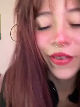 Snapshot of SuzzyyM chatting on June 13, 11:57 pm SuzzyyM online show from June 13, 11:57 pm