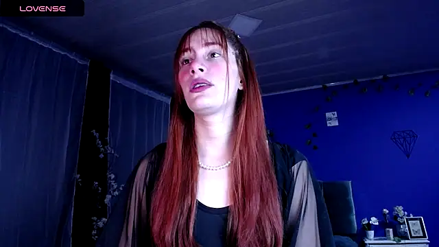 IsaBaileys  online show from November 15, 11:10 pm