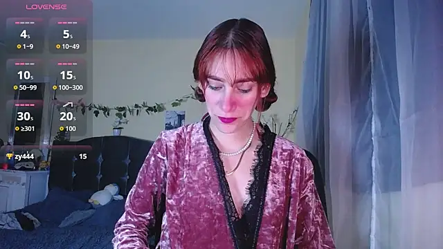 IsaBaileys  online show from February 11, 3:11 am