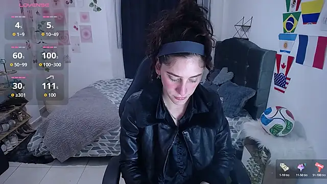 IsaBaileys  online show from June 21, 3:31 am
