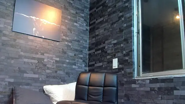 BruceDallas online show from October 11, 11:14 pm