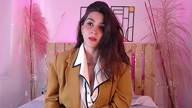 emily amaya online show from March 18, 8:26 pm