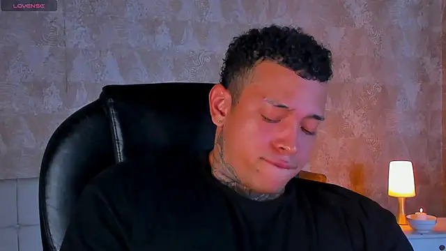 Stiven collins online show from February 20, 9:48 pm