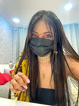 Snapshot of Monalisadon018 chatting on December 8, 9:35 am Monalisadon018 online show from December 8, 9:35 am