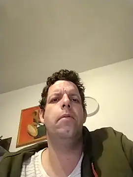 Knuffelstaaf123 online show from March 21, 10:50 am