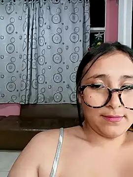 Cute Penelope online show from January 5, 12:20 am