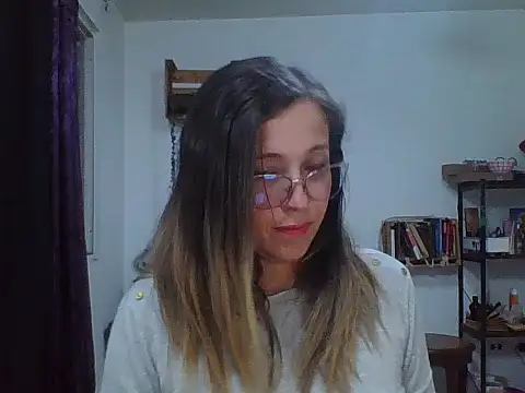 charlott ponce online show from February 4, 12:49 am