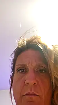 Snapshot of rjeanr4u chatting on December 16, 11:15 am rjeanr4u online show from December 16, 11:15 am