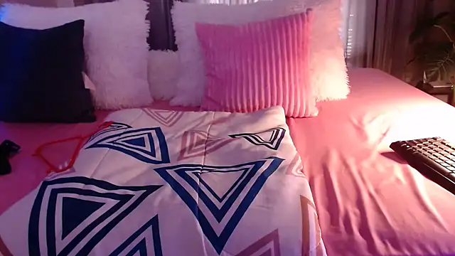 Snapshot of BabyBarbee chatting on March 20, 11:38 am BabyBarbee online show from March 20, 11:38 am