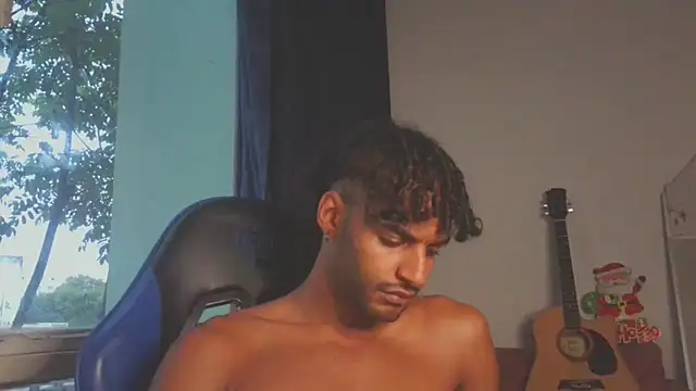 gerson173Hugo online show from December 3, 9:34 pm