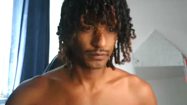 gerson173Hugo online show from December 5, 12:33 pm