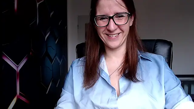 Snapshot of KayaRose chatting on December 24, 8:11 am KayaRose online show from December 24, 8:11 am