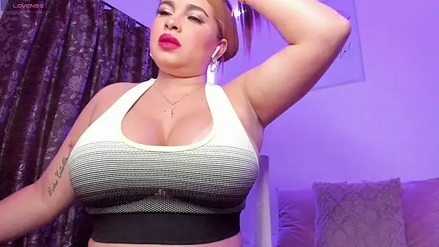 isabela-duran online show from March 13, 11:49 pm