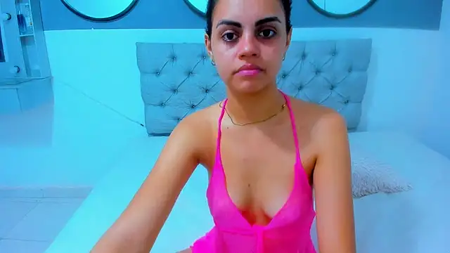 Sara valentina2 online show from March 7, 3:18 pm
