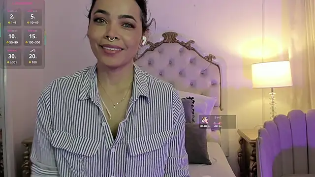 Snapshot of lexa_25_ chatting on October 23, 11:31 am lexa 25 online show from October 23, 11:31 am