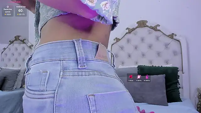 Snapshot of lexa_25_ chatting on November 13, 11:42 am lexa 25 online show from November 13, 11:42 am