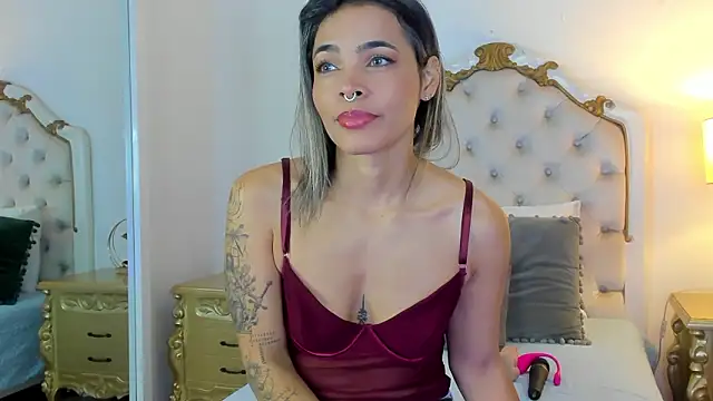 lexa 25  online show from February 3, 12:32 pm