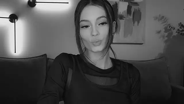 Snapshot of FirstOfFallen chatting on December 12, 10:34 am FirstOfFallen online show from December 12, 10:34 am