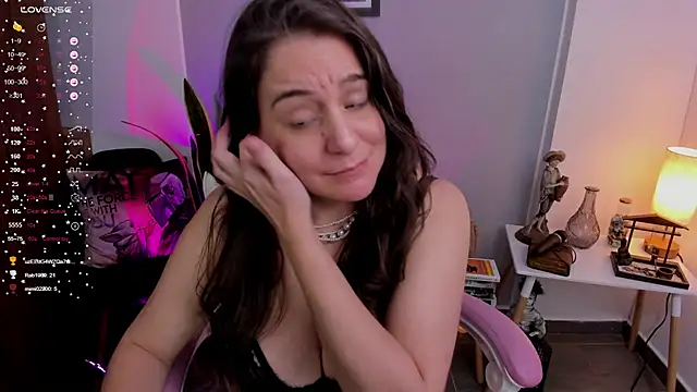 Snapshot of Tamara_m_ chatting on January 21, 11:24 pm Tamara m  online show from January 21, 11:24 pm