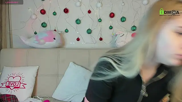 Mery Haily online show from December 18, 1:56 pm