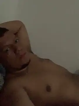 Snapshot of MarkGray_ chatting on December 29, 11:08 pm MarkGray online show from December 29, 11:08 pm