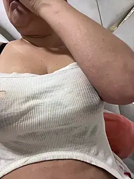 Snapshot of ruby_santana777 chatting on February 20, 3:41 pm ruby santana777 online show from February 20, 3:41 pm