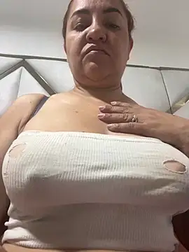 Snapshot of ruby_santana777 chatting on February 26, 1:52 pm ruby santana777 online show from February 26, 1:52 pm