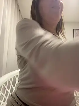 Snapshot of ruby_santana777 chatting on October 10, 1:04 am ruby santana777 online show from October 10, 1:04 am