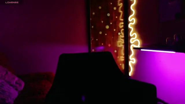 Snapshot of maryberry__ chatting on July 29, 6:33 am maryberry online show from July 29, 6:33 am