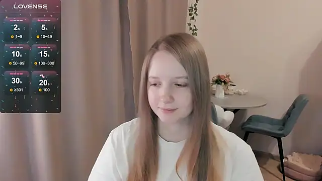 Snapshot of Alyaley chatting on February 11, 3:39 pm Alyaley online show from February 11, 3:39 pm