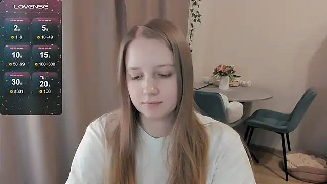 Snapshot of Alyaley chatting on February 23, 2:14 pm Alyaley online show from February 23, 2:14 pm