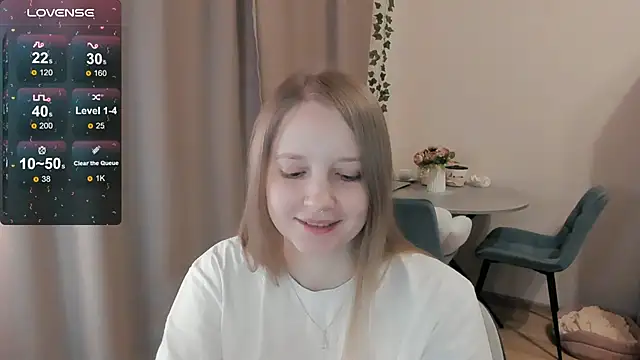 Snapshot of Alyaley chatting on March 9, 1:20 am Alyaley online show from March 9, 1:20 am