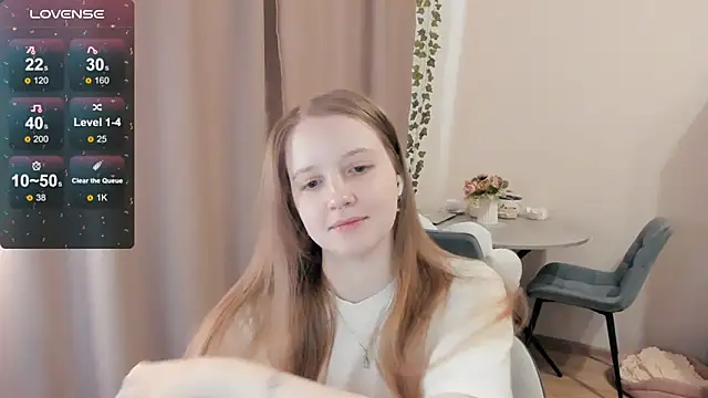 Snapshot of Alyaley chatting on March 18, 9:56 am Alyaley online show from March 18, 9:56 am