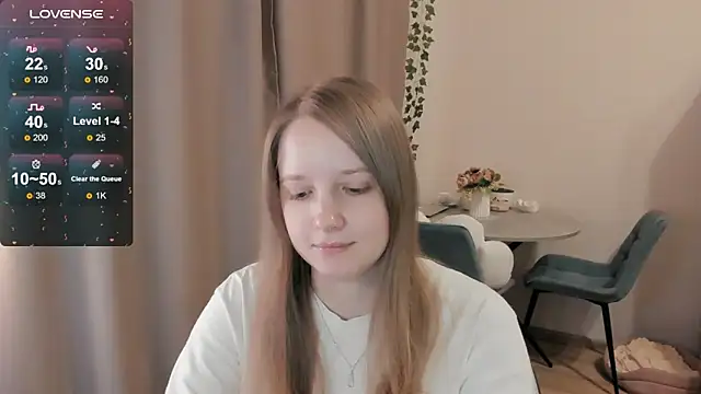 Snapshot of Alyaley chatting on March 19, 11:25 am Alyaley online show from March 19, 11:25 am