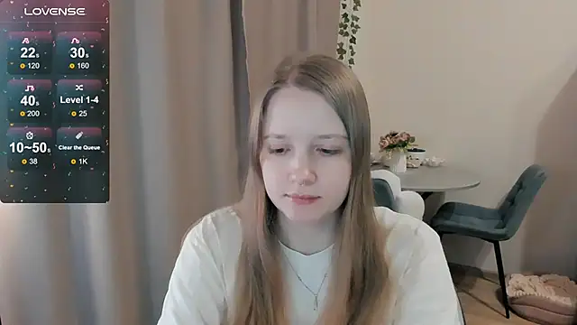 Snapshot of Alyaley chatting on March 28, 8:19 pm Alyaley online show from March 28, 8:19 pm