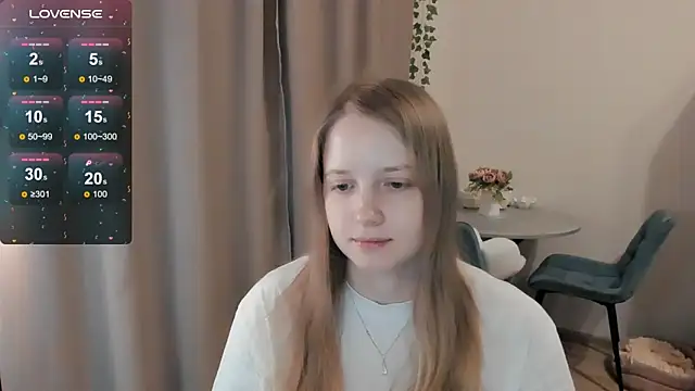 Snapshot of Alyaley chatting on April 7, 4:18 pm Alyaley online show from April 7, 4:18 pm