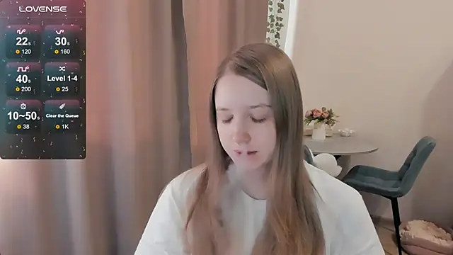 Snapshot of Alyaley chatting on April 23, 6:03 am Alyaley online show from April 23, 6:03 am