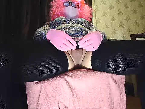 Crossdresser Elena online show from June 14, 8:44 pm