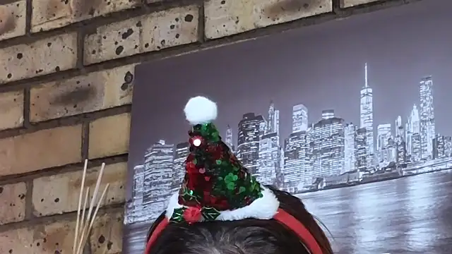 Astoria Moon online show from December 20, 12:12 pm